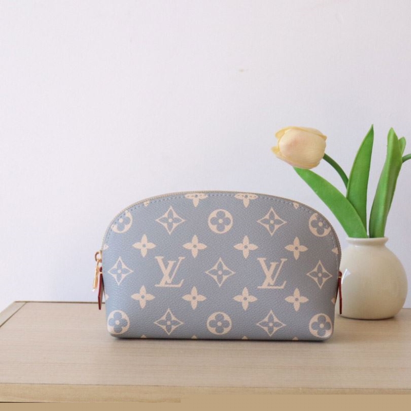 LV Clutch Bags